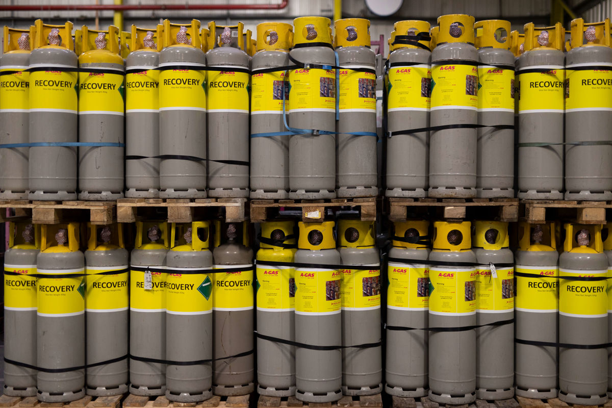 Cylinders (3)