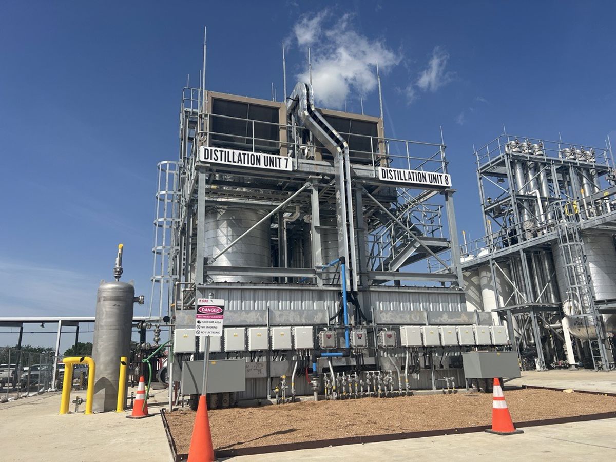 A Gas Refrigerant Reclamation Separator