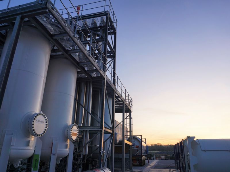 lifecycle refrigerant management separator