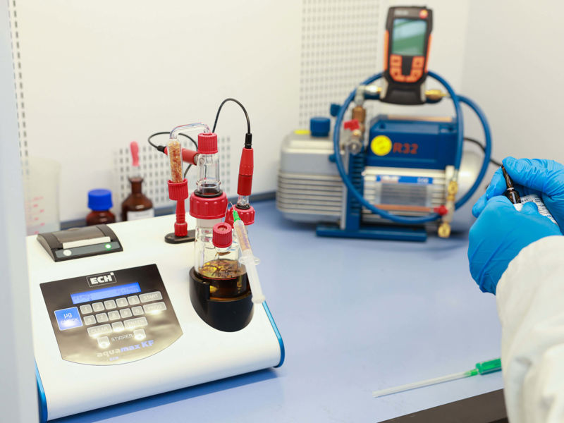 Lab Equipment (2)