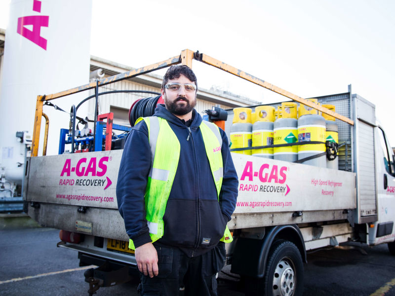 Rapid Engineer In Front Of Van (6)